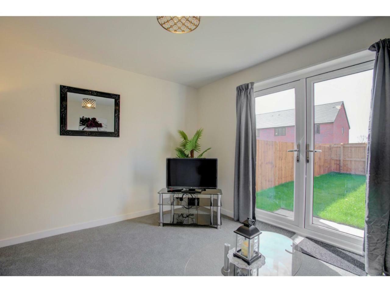 Newly Built, Splendid House For 5 In Manchester! Dış mekan fotoğraf