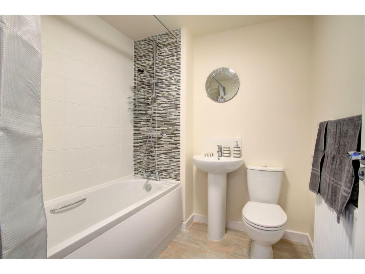 Newly Built, Splendid House For 5 In Manchester! Dış mekan fotoğraf